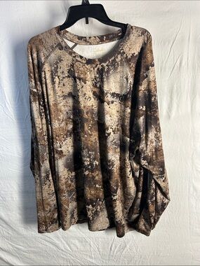 Cabela's Brown Multi-Print Long Sleeve Crewneck Top